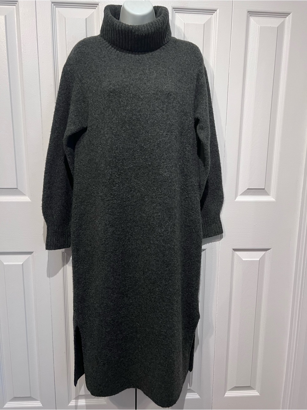 Uniqlo Grey Wool Blend Turtleneck Midi Sweater Dress Size XS (fits oversized)